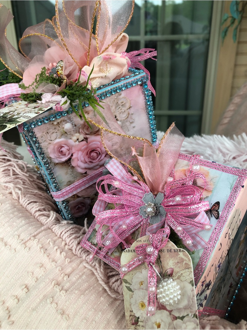 Hand Crafted Pink Floral Decor Gift Boxes with Blue Trim - Picture 8 of 14